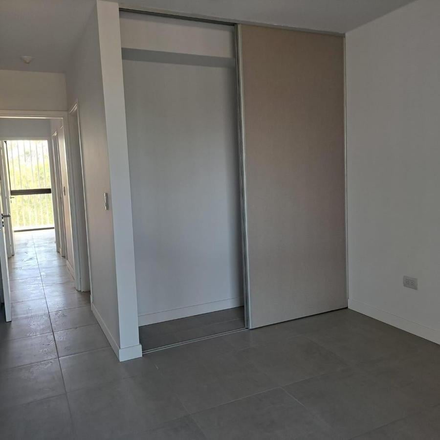 Foto de DEPARTAMENTO OESTE EN VENTA HOYO 5 VILLA ALLENDE, imagen 2