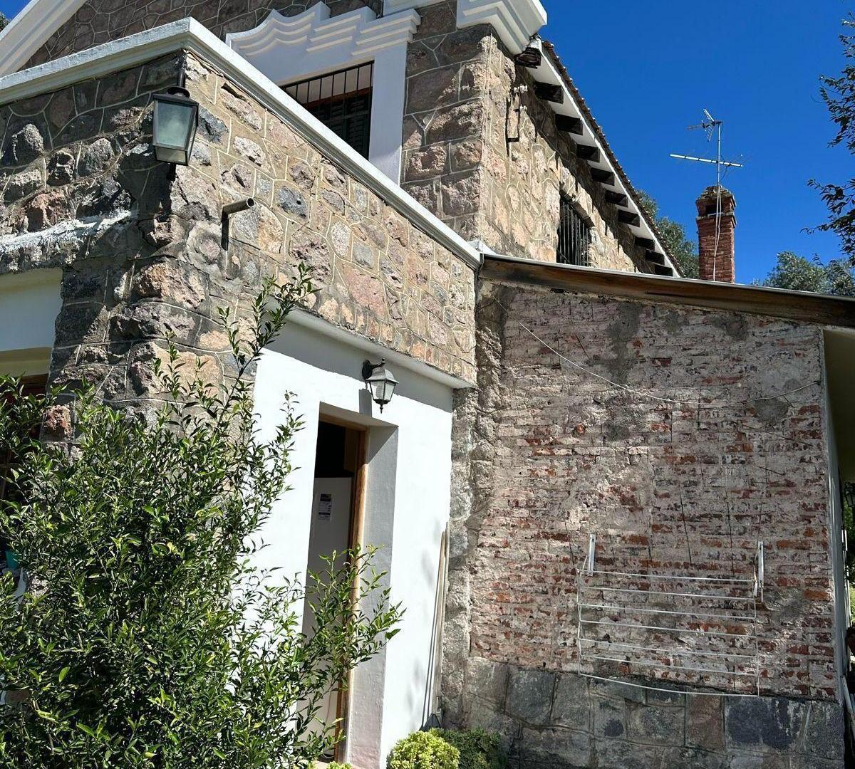 Foto de VENTA CASA 3 DORMITORIOS - RIO CEBALLOS, imagen 1