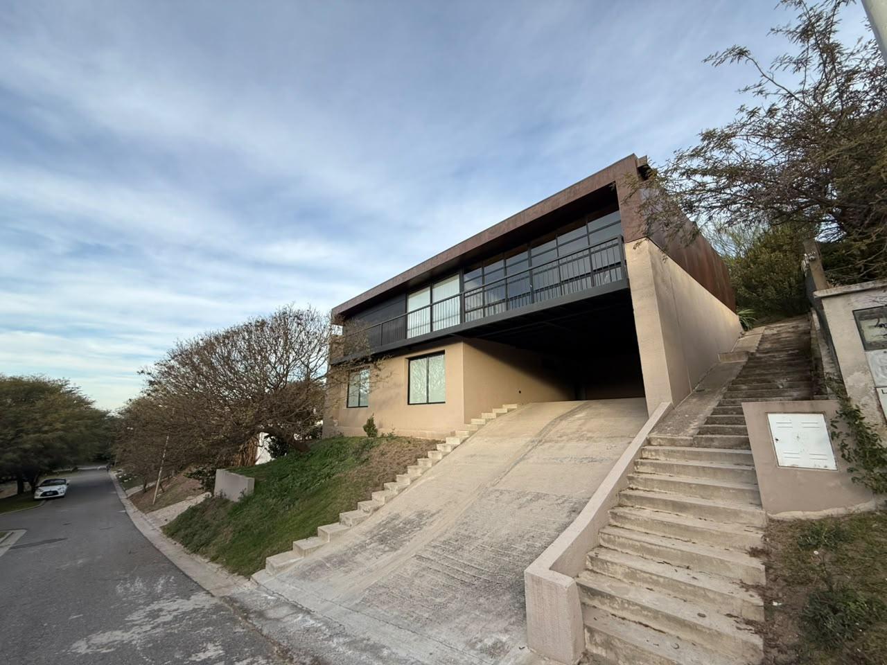 Foto de VENTA, Casa El Rodeo, Villa Warcalde, 3 dormitorios, imagen 1