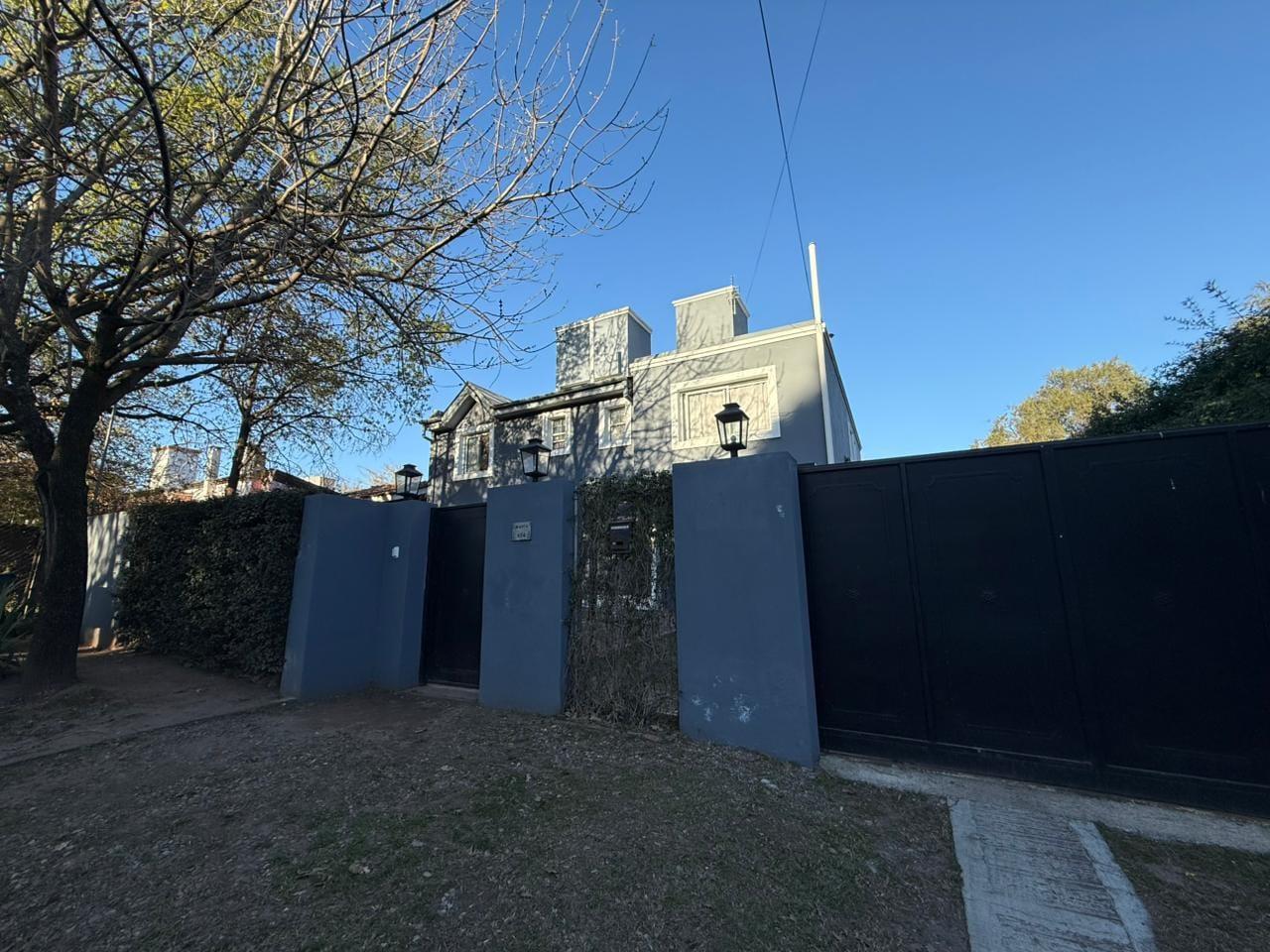 Foto de Venta casa 4 dormitorios Villa Allende Golf, imagen 1