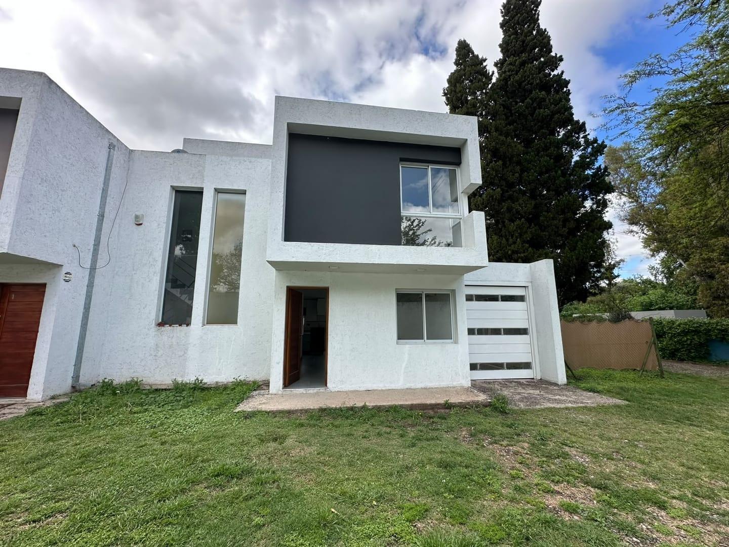 Foto de ALQUILER DUPLEX 3 DORMITORIOS VILLA ALLENDE, imagen 3