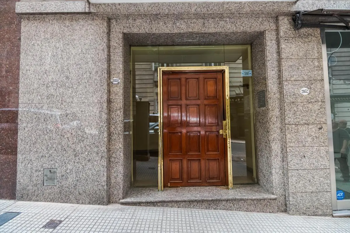 Monoambiente Recoleta, luminoso, apto profesional 5