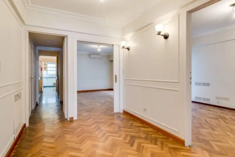 Muy buen departamento, impecable cerca de Cancilleria, Plaza San Martin, cochera! 5