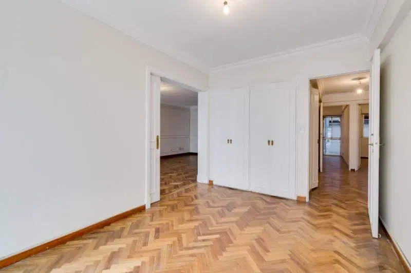 Muy buen departamento, impecable cerca de Cancilleria, Plaza San Martin, cochera! 8