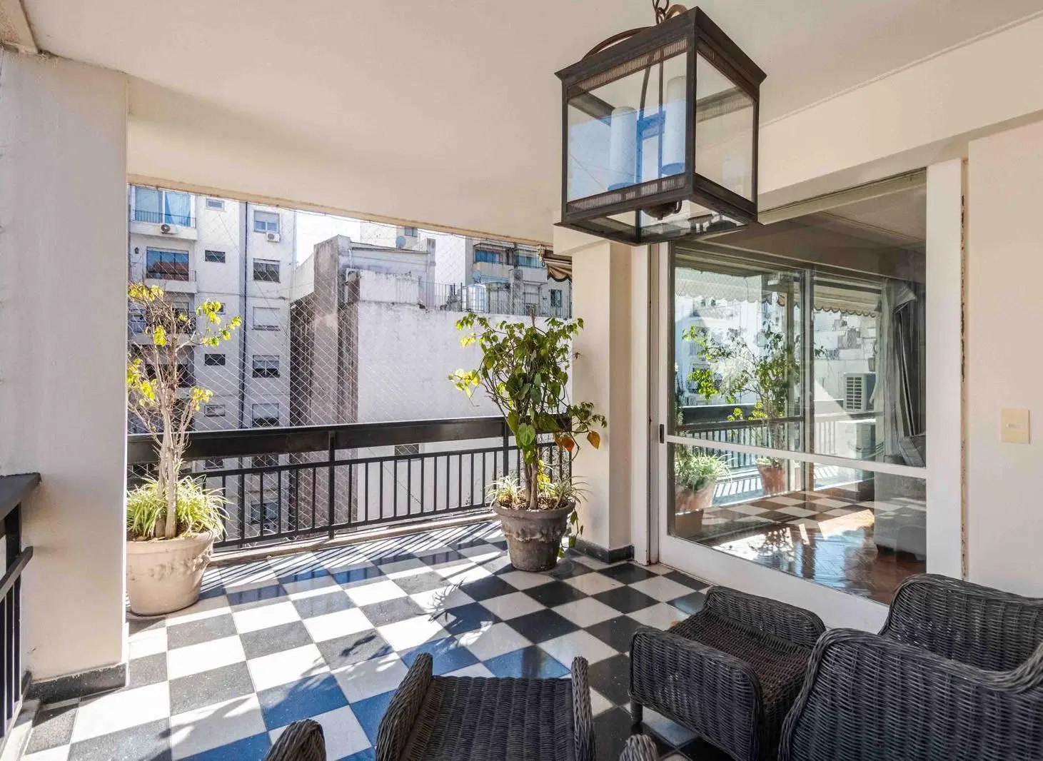 Terraza, piso alto, cochera fija, seg 24hs, 3