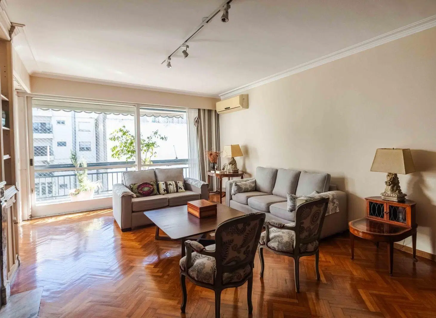 Terraza, piso alto, cochera fija, seg 24hs, 5