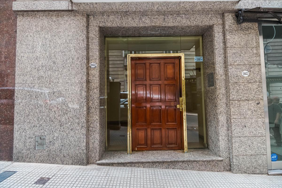 Foto de Monoambiente Recoleta, luminoso, apto profesional, imagen 5