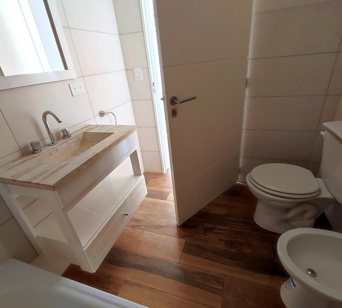 Departamento 4 Ambientes a Estrenar en San Cristobal 3
