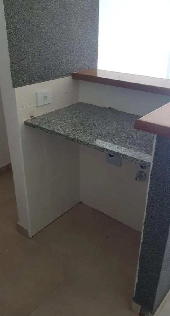 alquiler monoambiente 40 17 y 18 $ 450.000 2