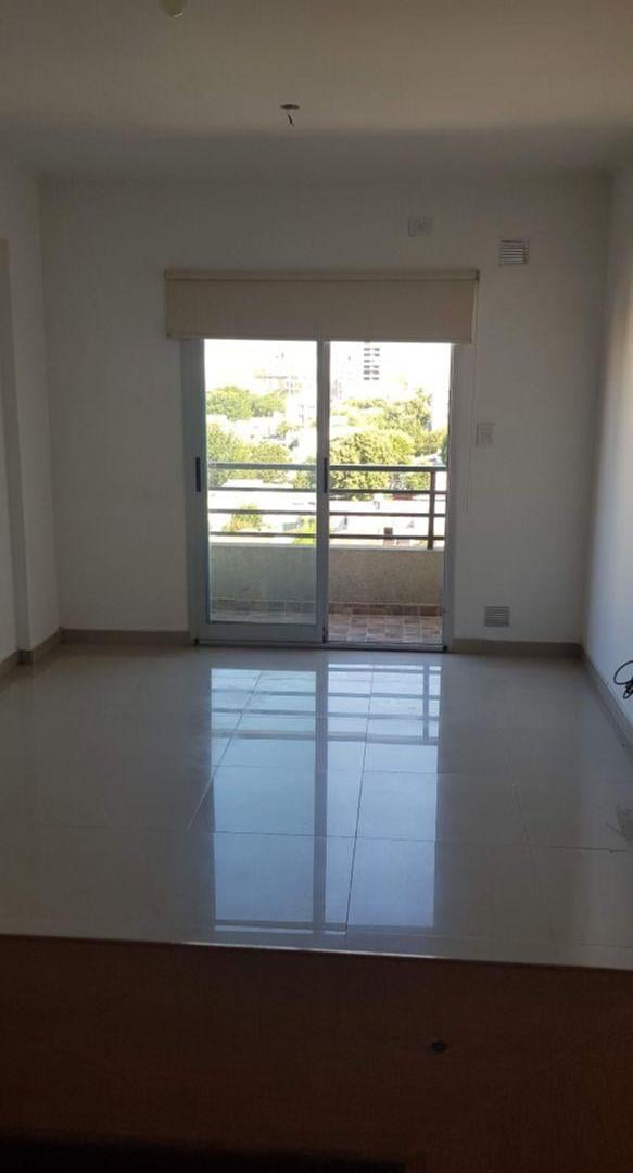 alquiler monoambiente 40 17 y 18 $ 450.000