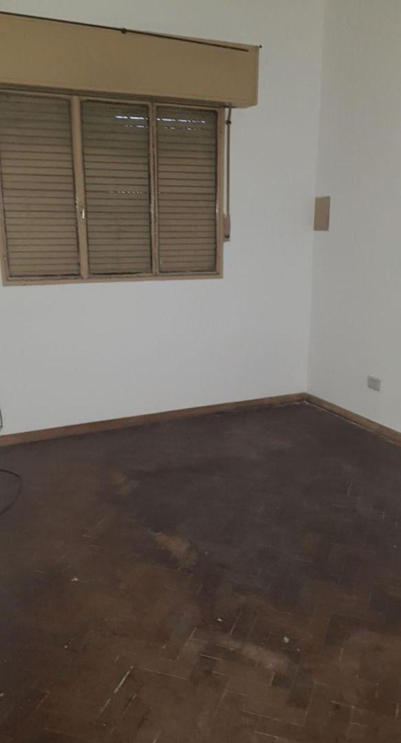 Foto de Casa de 120 m² con 2 dormitorios en alquiler en La Plata, imagen 1
