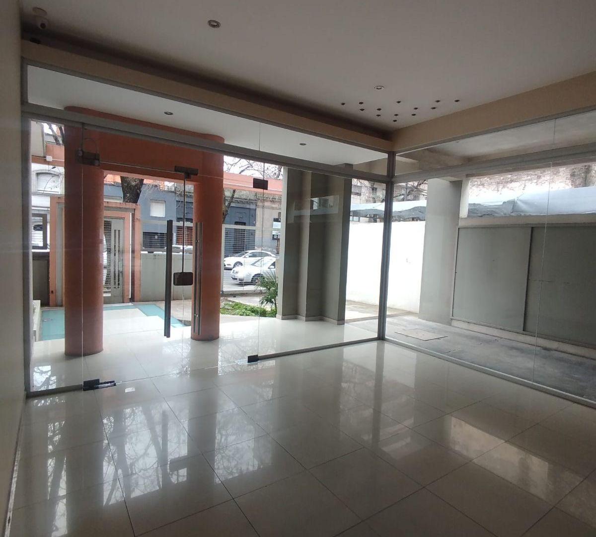 Foto de Departamento de 40 m² con 1 dormitorio en alquiler en La Plata, imagen 3