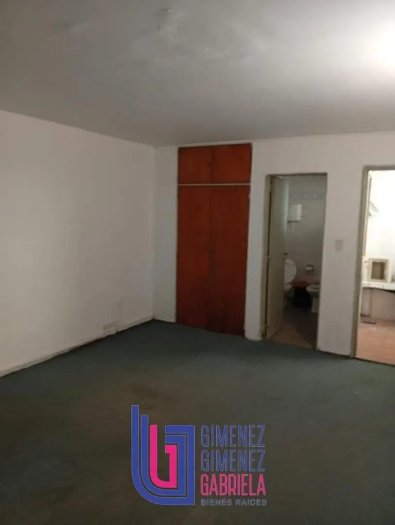 Venta Monoambiente en Edificio Libertador 4