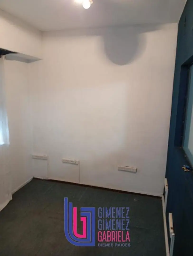 Venta Monoambiente en Edificio Libertador 5