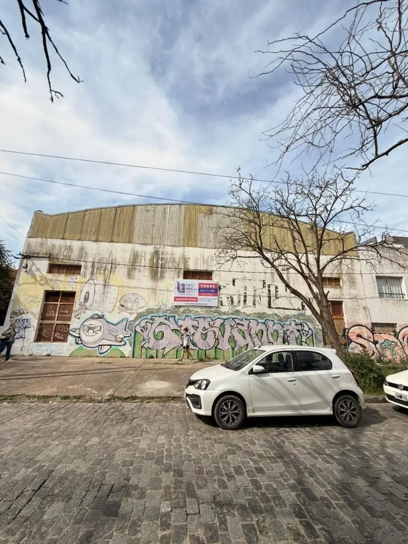 VENTA 63 E/ 8 Y 9 LOTE DE TERRENO LA PLATA 5