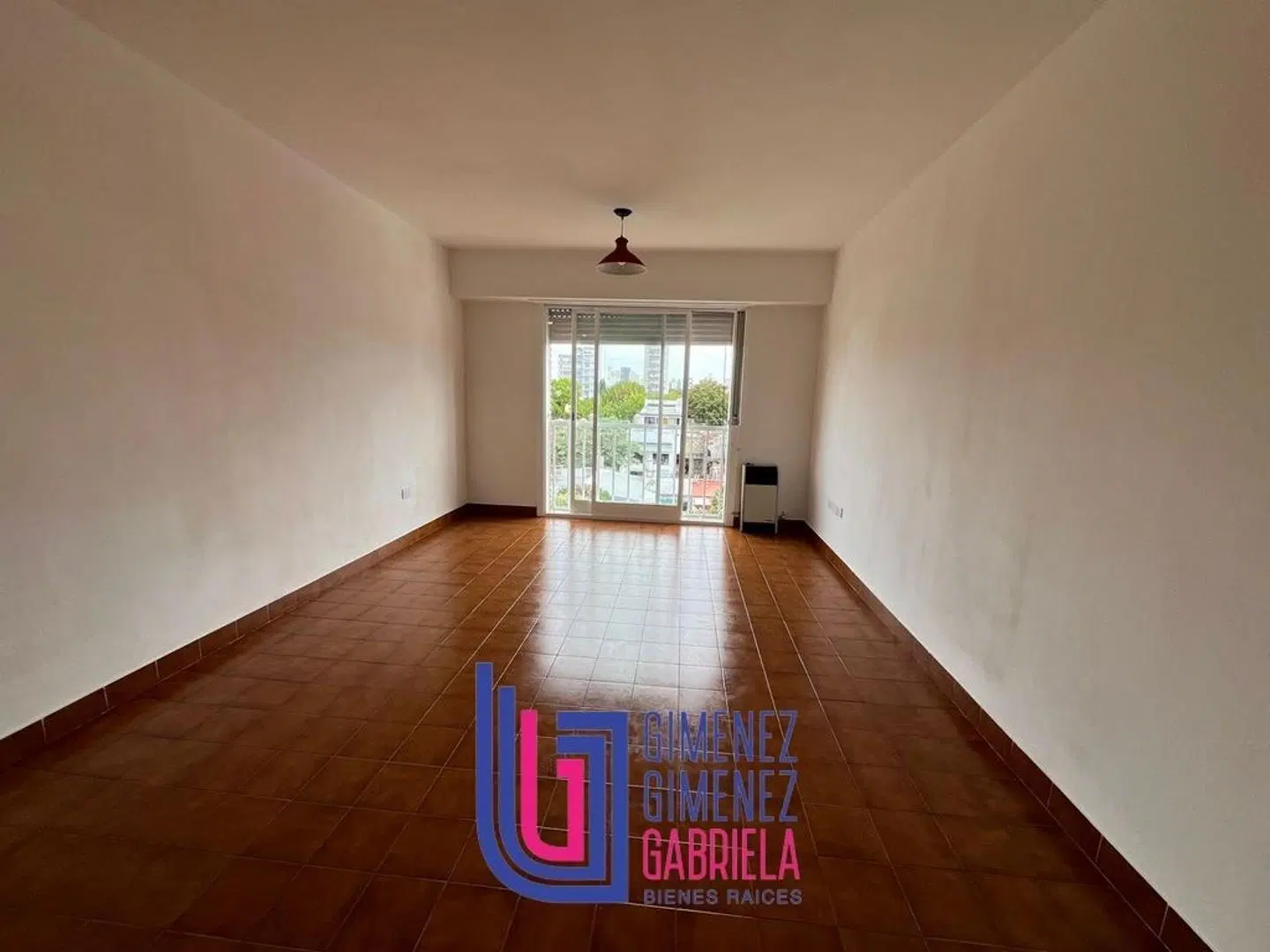 Alquiler de departamento monoambiente calle 5 e/ 63 y 64 4