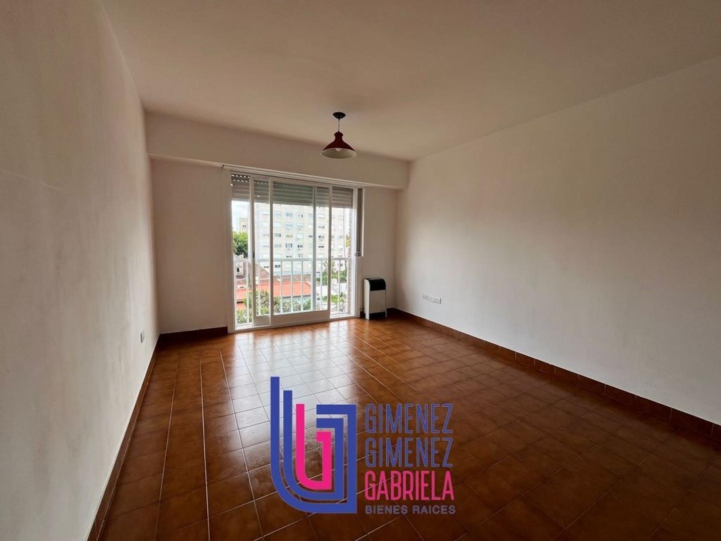 Alquiler de departamento monoambiente calle 5 e/ 63 y 64