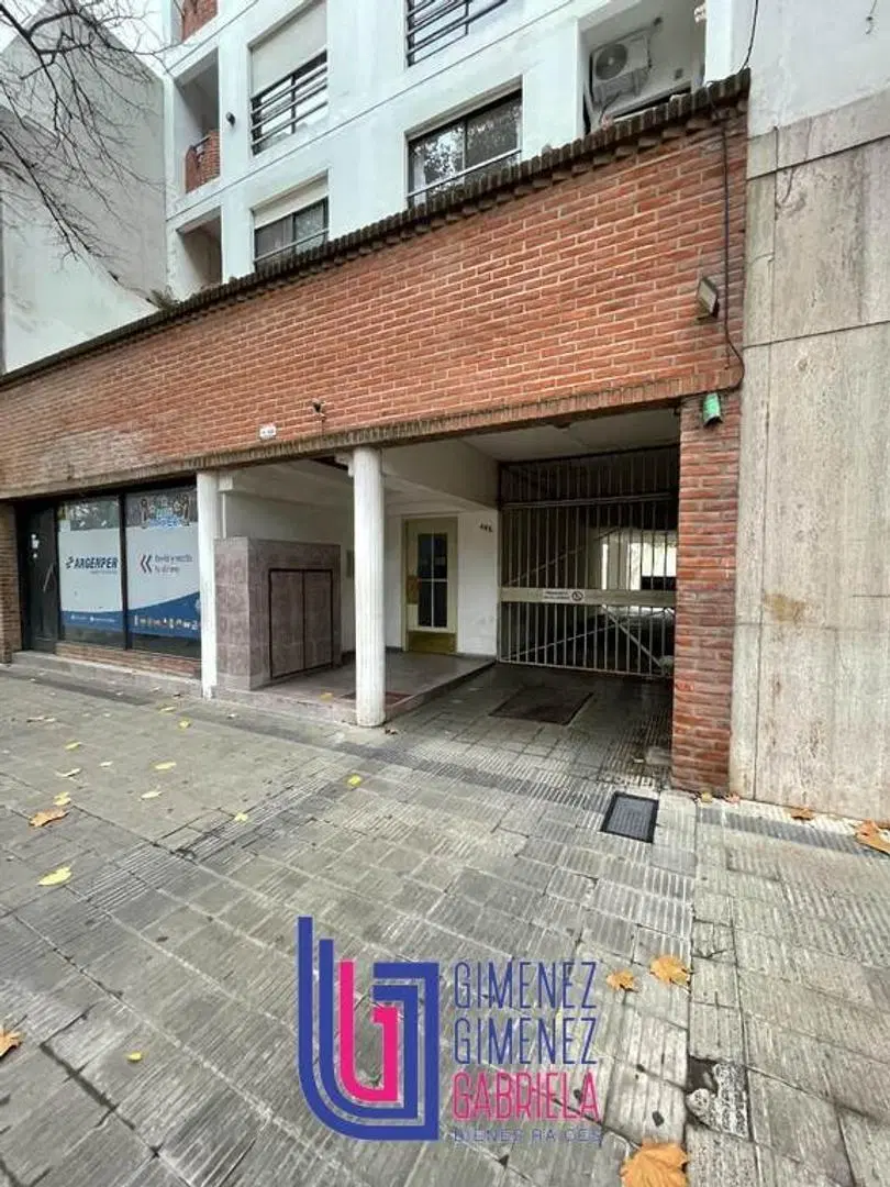Venta - Semipiso 3 Ambientes con Cochera y Baulera - 4