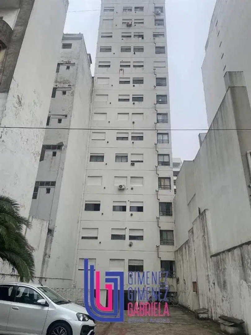 Venta - Semipiso 3 Ambientes con Cochera y Baulera - 8