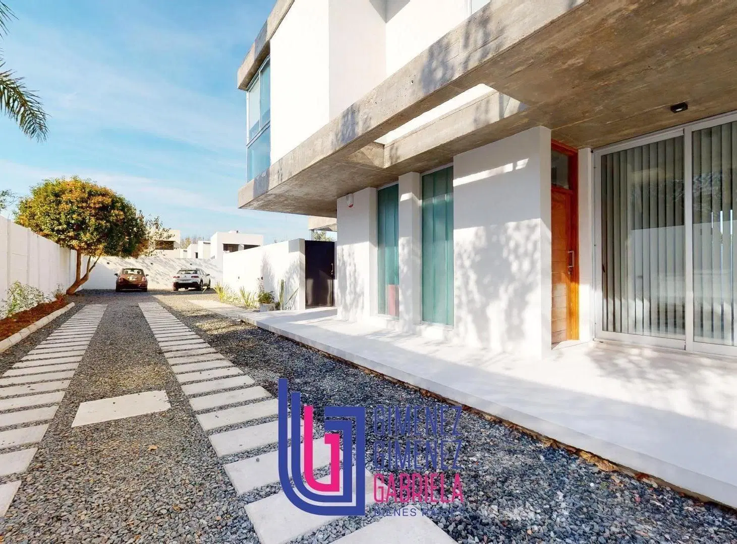 ALQUILER 509 E/ 29 Y 30 Duplex 2 dormitorios con cochera 3