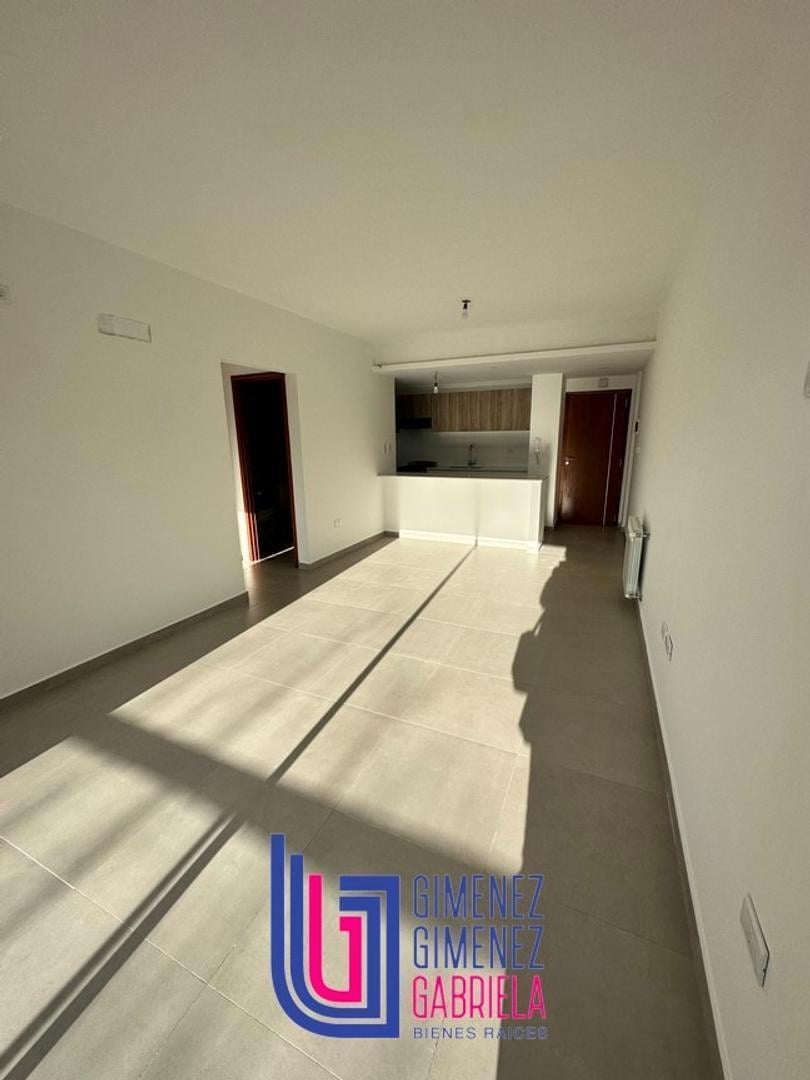 Foto de ALQUILER 40 E/ 17 Y 18 Dpto 1 dormitorio con balcon, imagen 5
