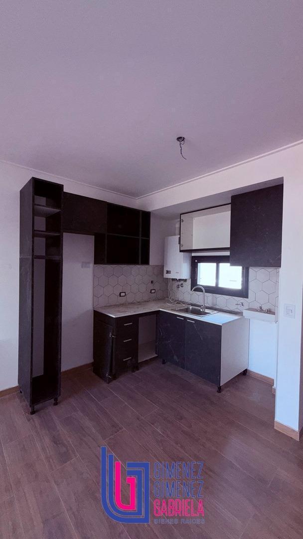 Foto de ALQUILER 17 e/ 44 y 45 Departamento 1 dormitorio con cochera, imagen 4
