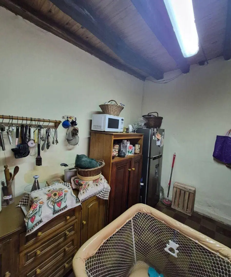 SE VENDE CASA SOBRE JUAN DIAZ DE SOLIS Y CHARCAS 2