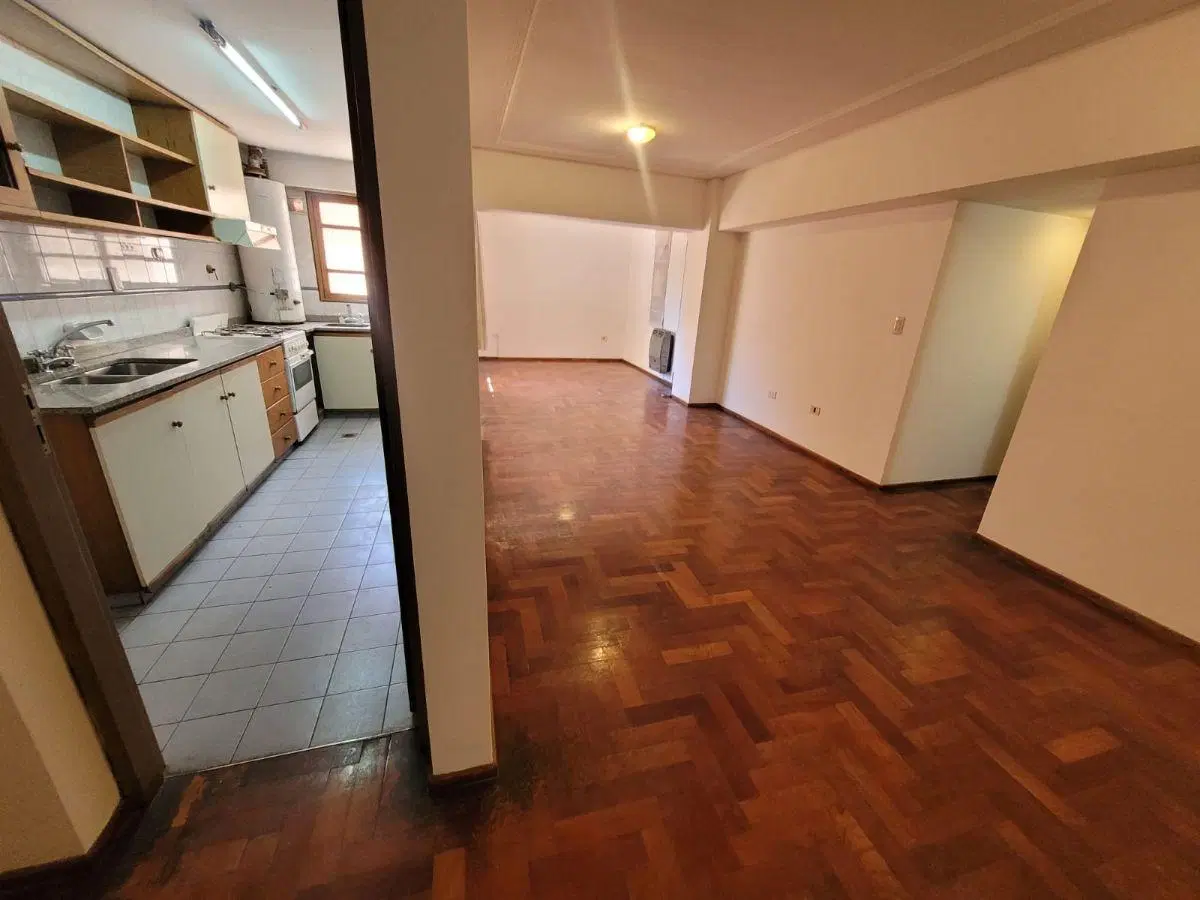 SE ALQUILA EXCELENTE DEPARTAMENTO DE 3 DORMITORIOS 2