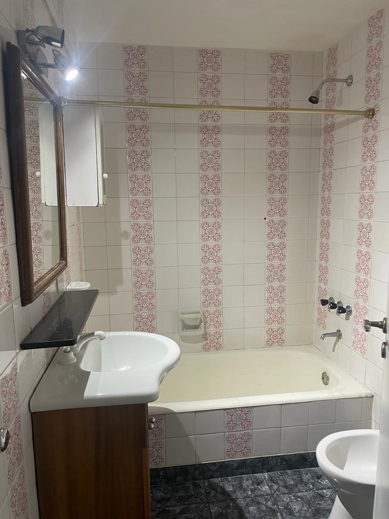 Foto de VENTA- DEPARTAMENTO- RECOLETA, imagen 2