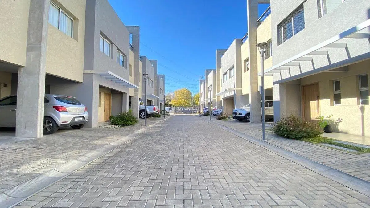 ALQUILER- CASA- TIGRE 2