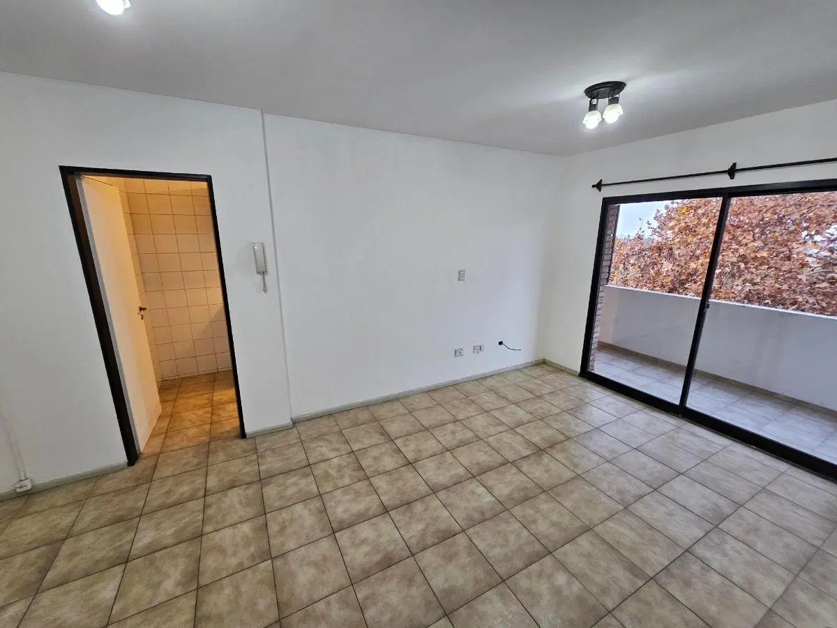Departamento en alquiler Godoy Cruz Bombal 3