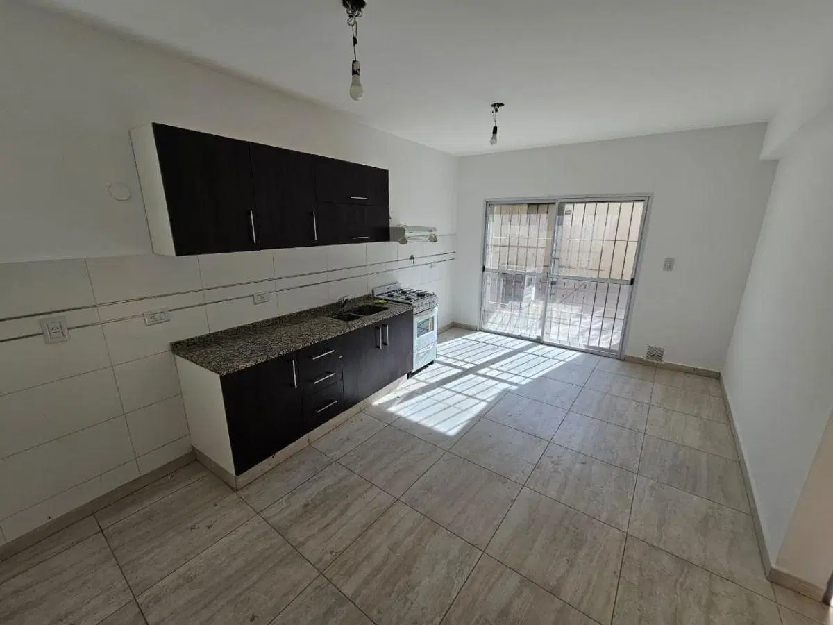 Departamento en alquiler Bombal Calle Patricias Mendocinas 451 2