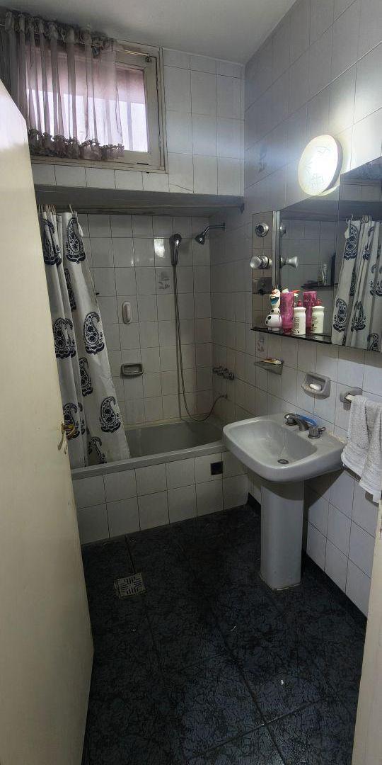 Foto de OPORTUNIDAD DE INVERSIÓN – VIVIENDA + GALPÓN EN VENTA, imagen 5