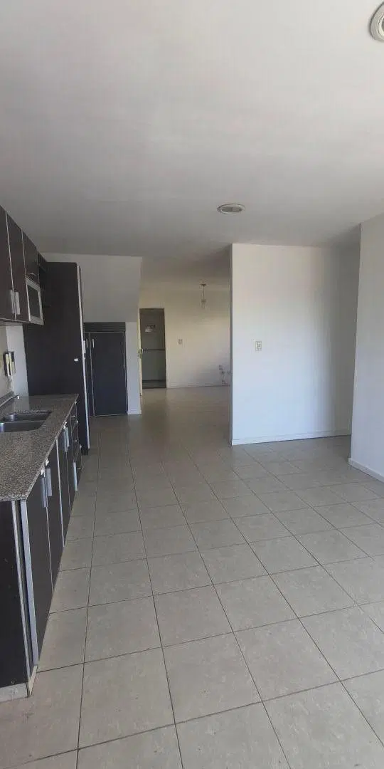 Departamento de 80 m² con 2 dormitorios en venta en General San Martín 3