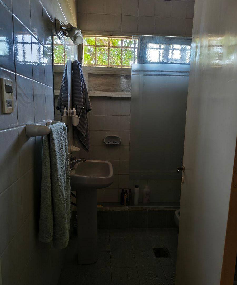 Foto de Casa de 1200 m² con 4 dormitorios en venta sobre Carril Chimbas San, imagen 3