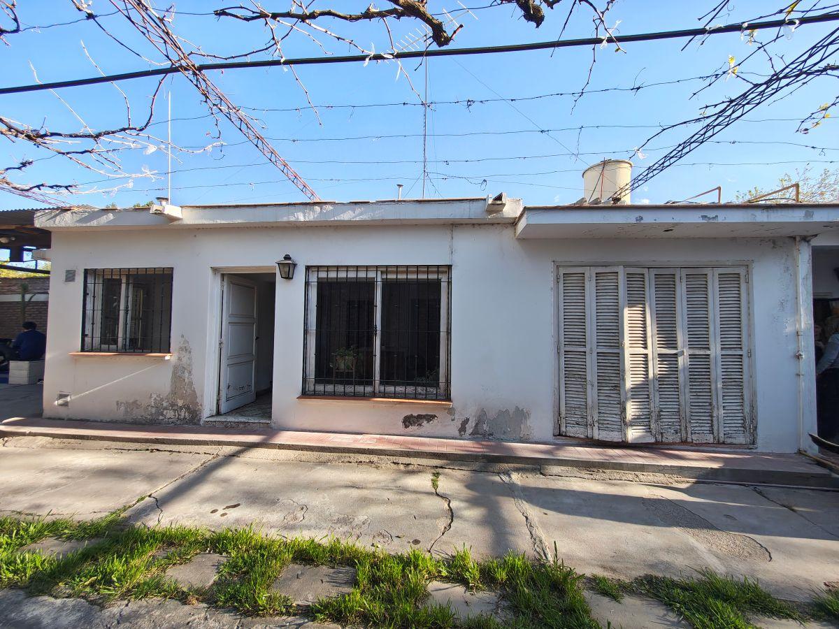 Foto de Dos Casas Centricas de 850 m² con 3 dormitorios en venta en San Martín, imagen 5