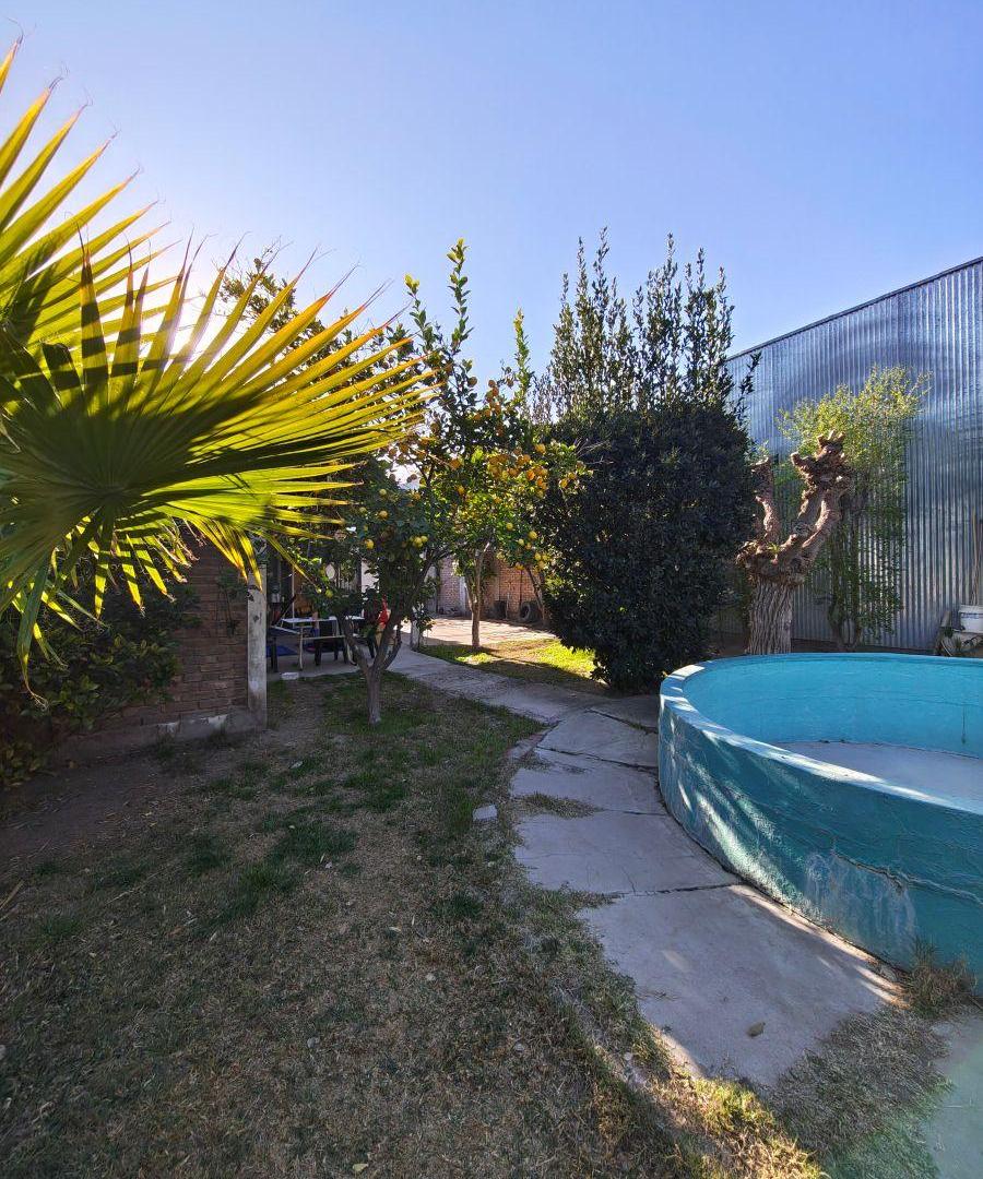 Foto de Dos Casas Centricas de 850 m² con 3 dormitorios en venta en San Martín, imagen 2