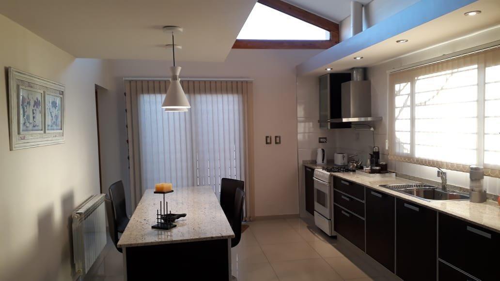 Casa San Rafael Centro U$s 230.000. 1