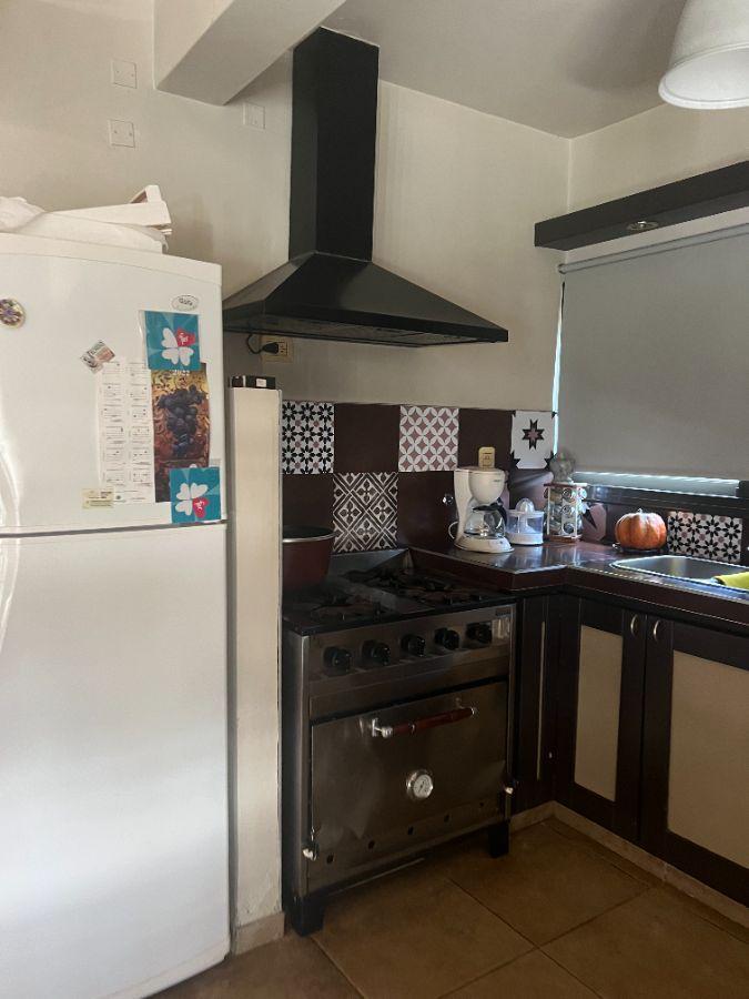 Casa en Venta de 4 Dorm. C/ Cochera en Tunuyán 3