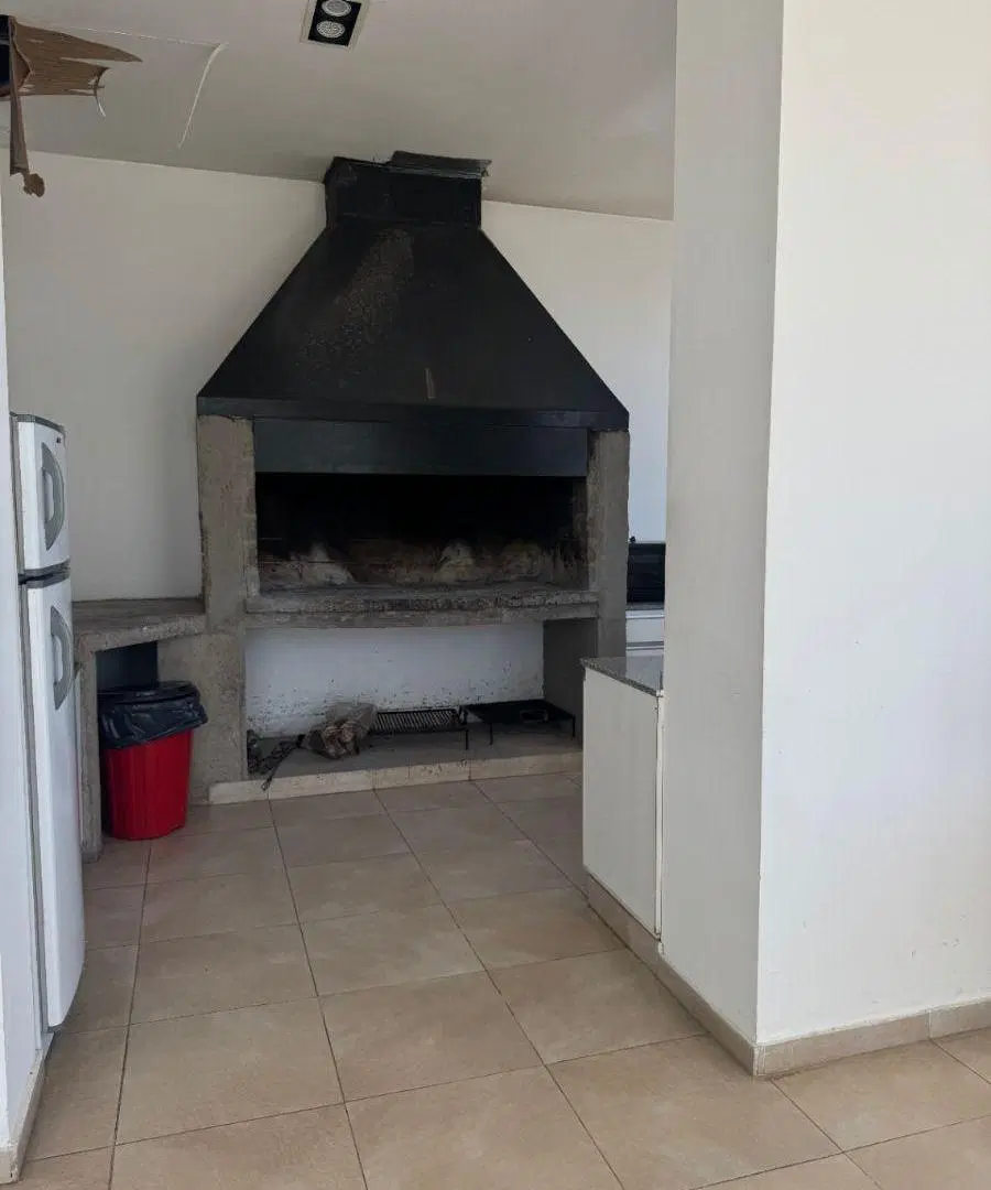 Departamento en alquiler c/ cochera en 4.ª Sección Área Fundacional 3