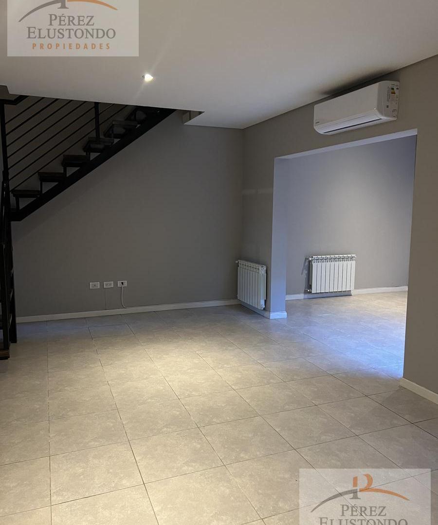 Foto de Vendo Duplex Apto Credito Departamento en Guaymallén USD 85.000, imagen 3