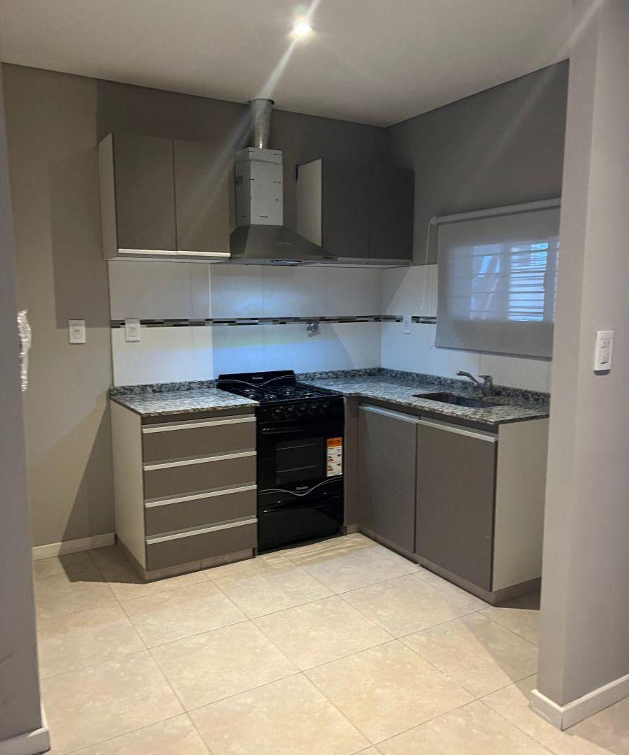 Foto de Dúplex en venta c/ cochera en Otros barrios, imagen 5