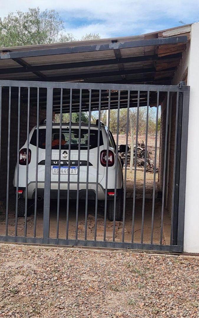 Foto de Casa en venta c/ cochera en Ingeniero Gustavo André, imagen 2