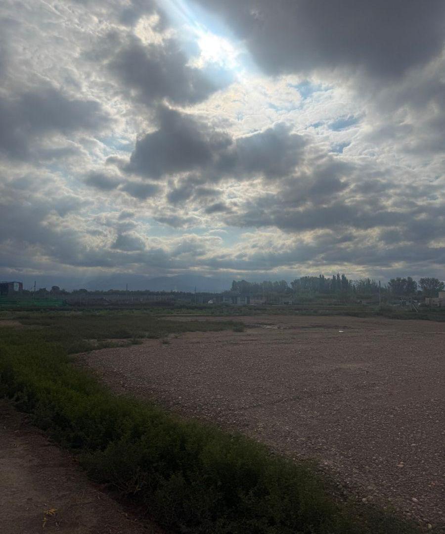 Foto de Terreno / Lote en venta de 700m2 ubicado en Otros barrios, imagen 3