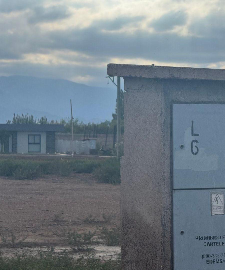 Foto de Terreno / Lote en venta de 700m2 ubicado en Otros barrios, imagen 5