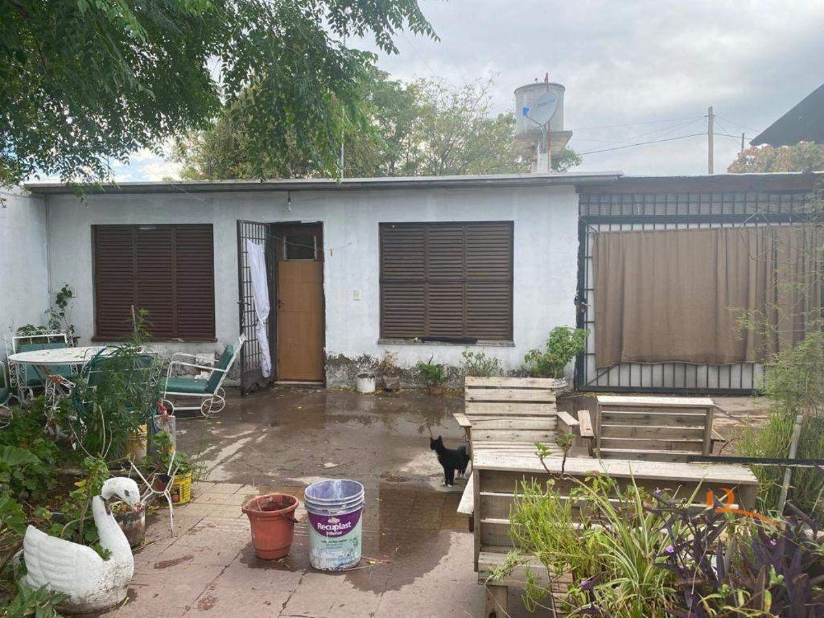 Foto de Casa en venta c/ cochera en Las Heras USD 18000, imagen 3