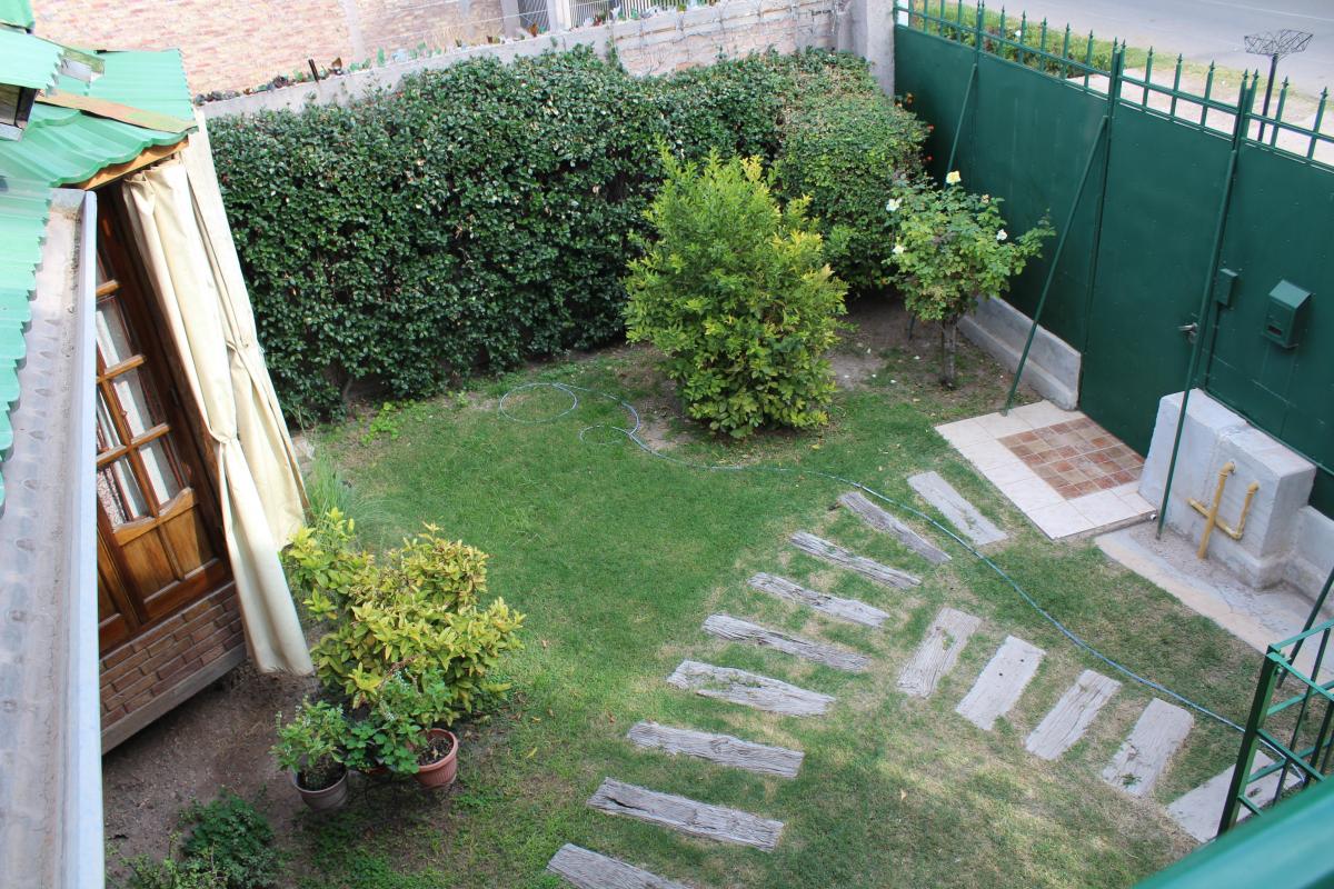 Foto de Casa más departamento en venta Calle San Martín - Las Heras, imagen 3