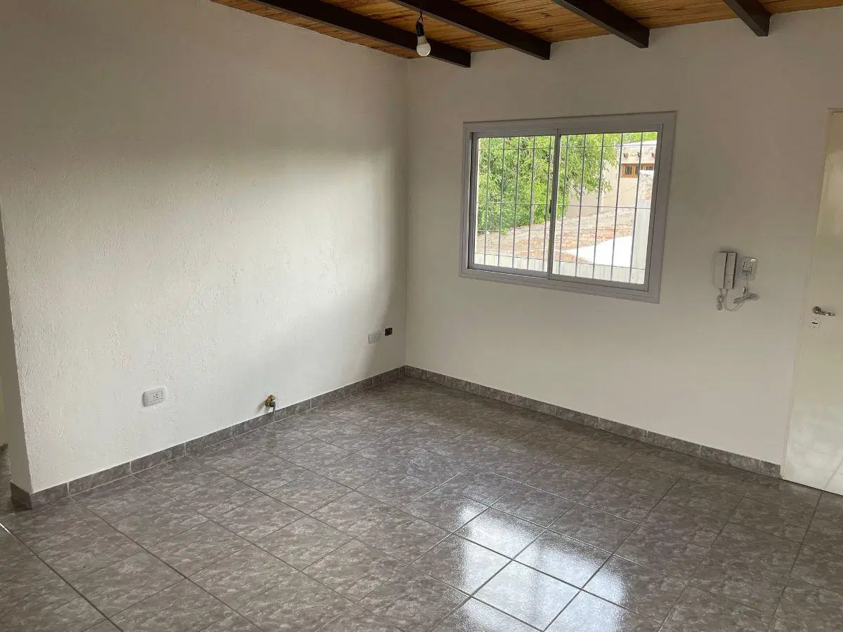 Alquiler - Departamento Dos dormitorios con cochera - Las Heras 2