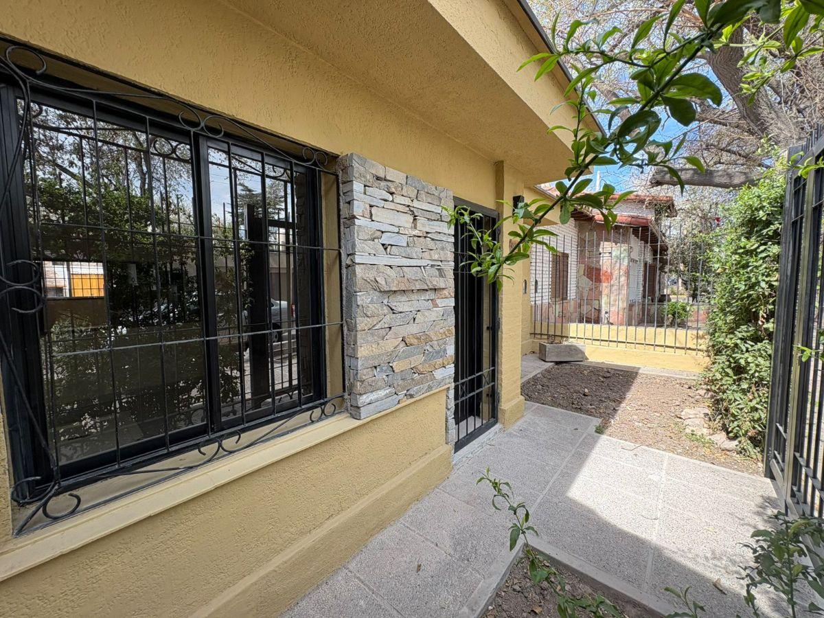 Foto de Casa en venta en Sexta sección - Ciudad de Mendoza, imagen 3