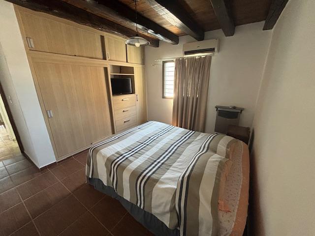 Excelente Casa en Venta Cerca Club de Campo Guaymallen 5